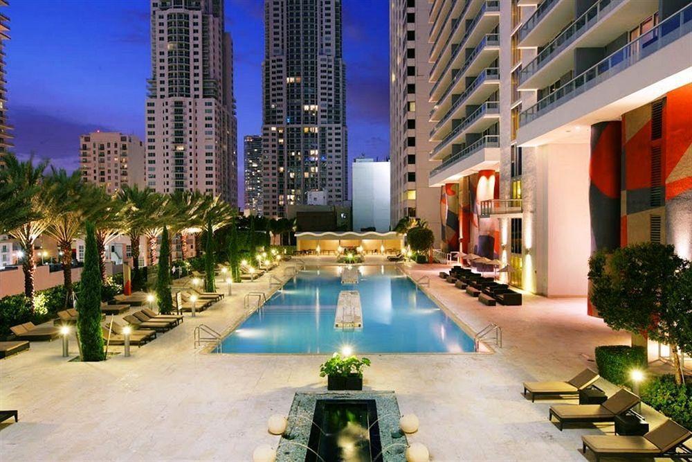 Luxury Apartments At 50 Biscayne Miami Exterior photo